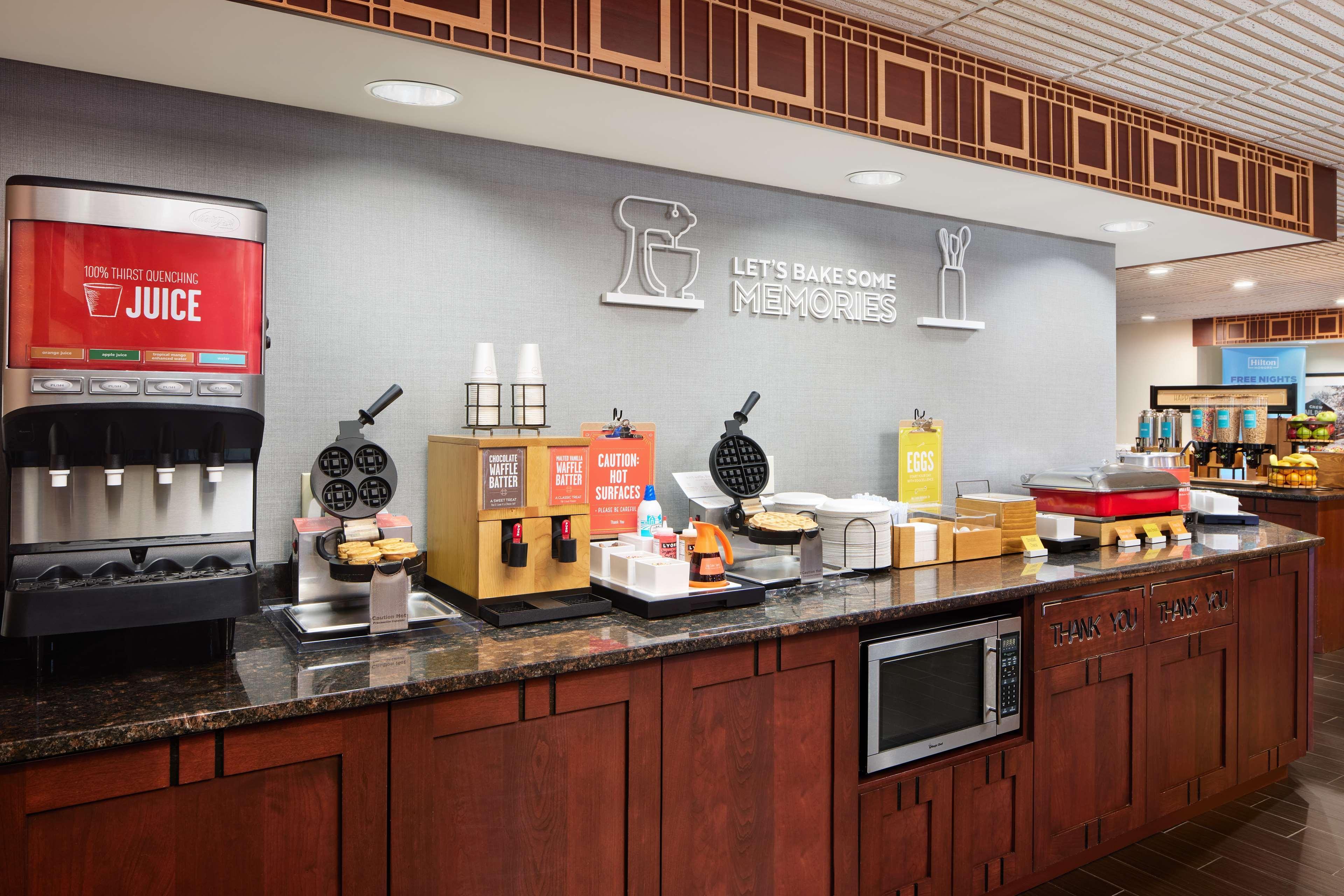Hampton Inn Сеймор Екстер'єр фото